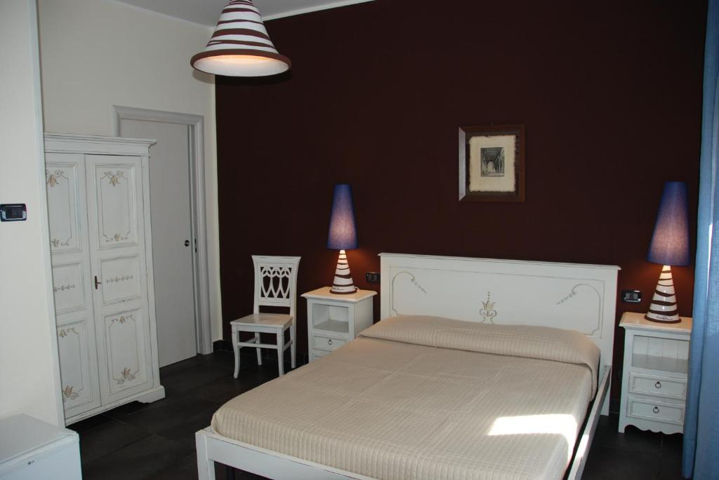 Re Ruggero Hotel 2*
